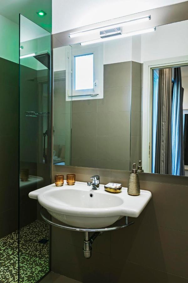 Hotel Des Bains Cattolica Extérieur photo