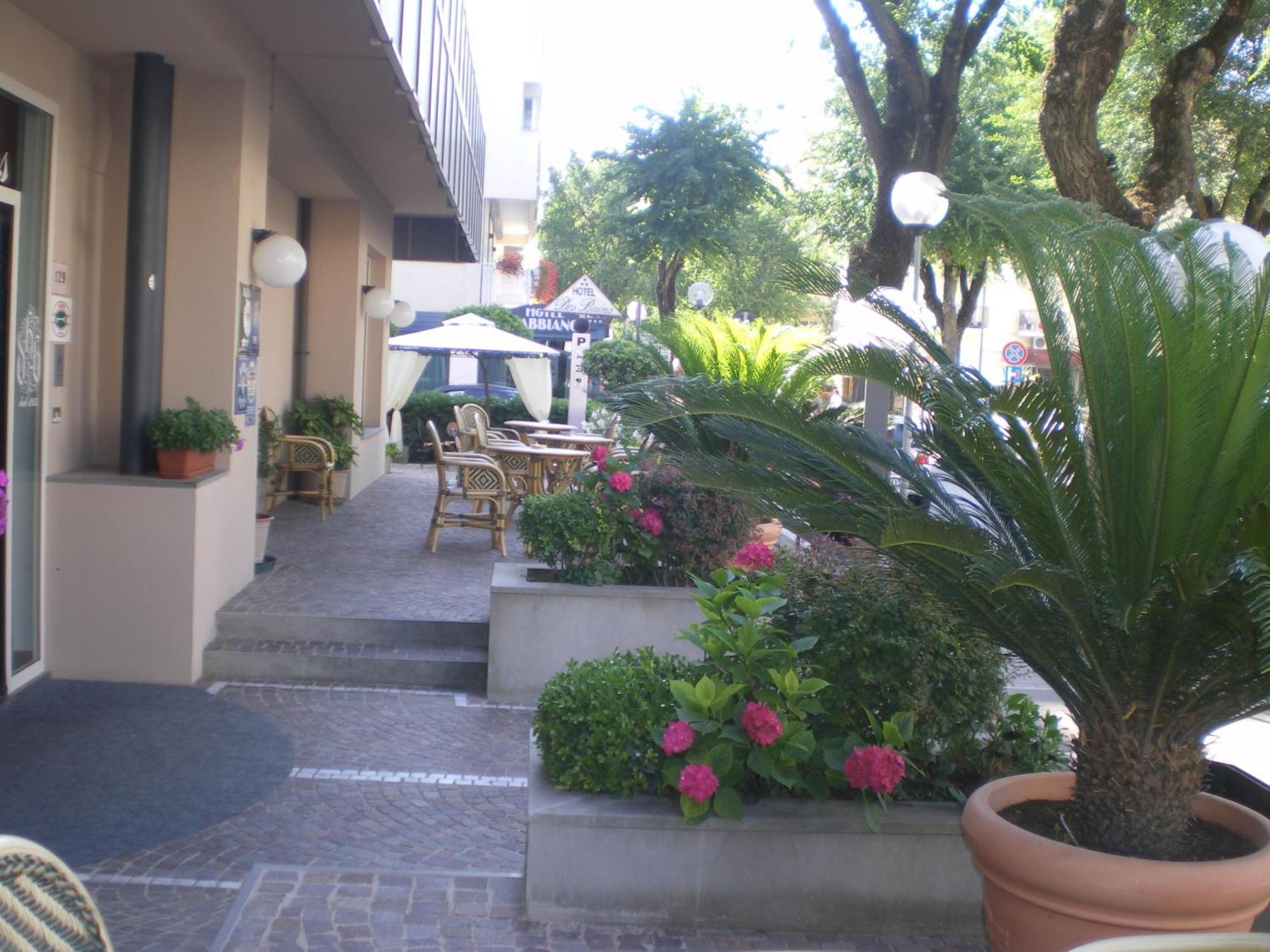 Hotel Des Bains Cattolica Extérieur photo